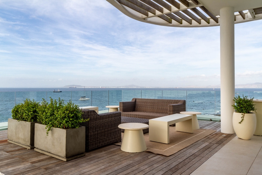 To Let 3 Bedroom Property for Rent in Mouille Point Western Cape